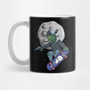 Alien Skateboard in Space Mug